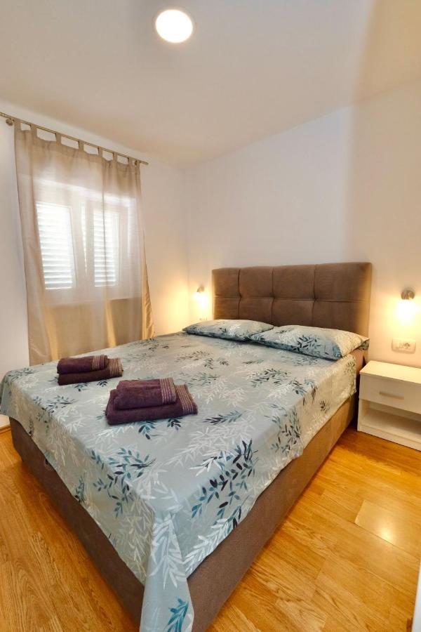 Apartment Smile Солин Екстериор снимка