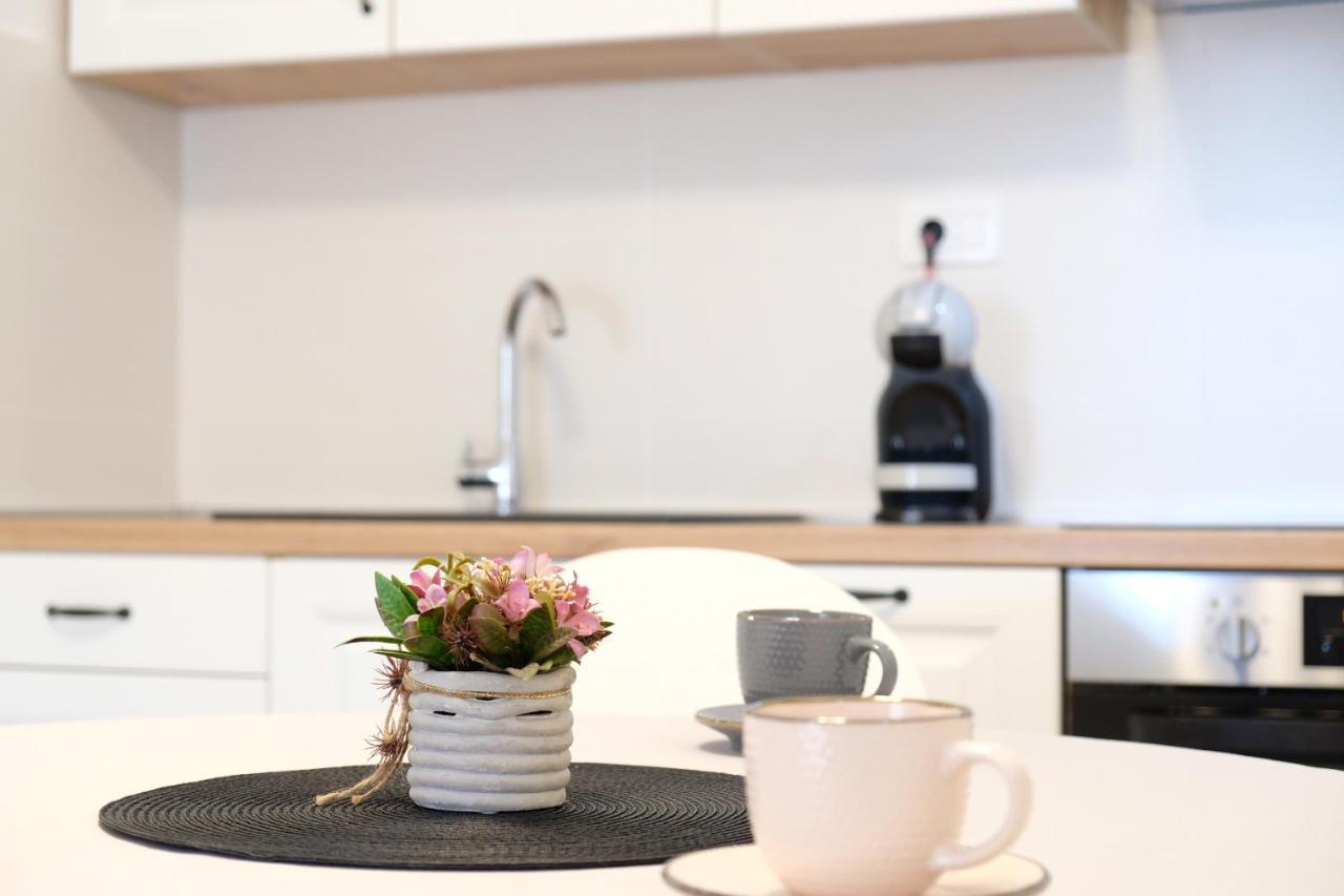Apartment Smile Солин Екстериор снимка